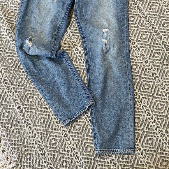 Lucky Brand Cropped High Rise Mom Jeans - Picture 7 of 14
